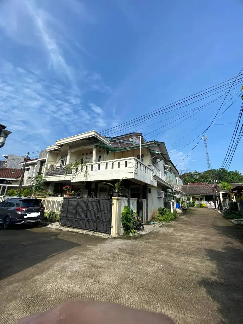 Dijual Cepat! Rumah Hook 114m² di Bumi Mutiara, SHM & Bebas Banjir