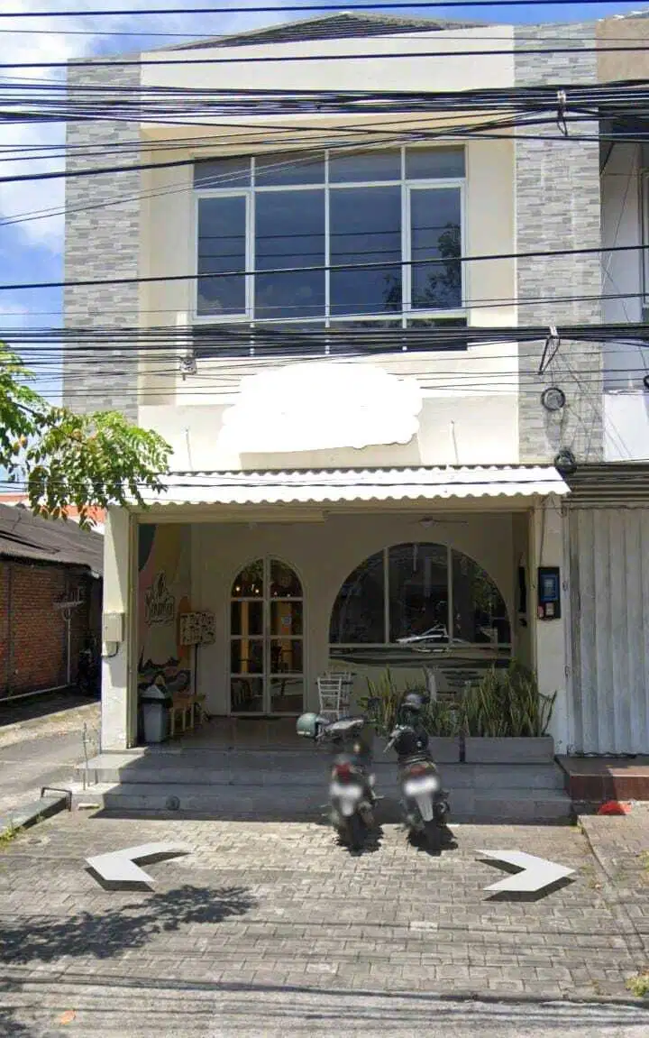 DI JUAL RUKO STARTEGIS LOKASI 2LT COCOK UNTUK USAHA DI RENON