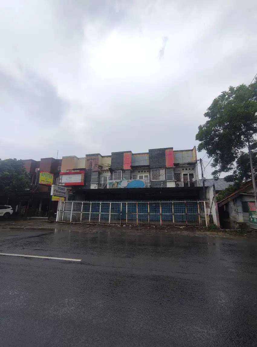 dijual ruko gandeng 3