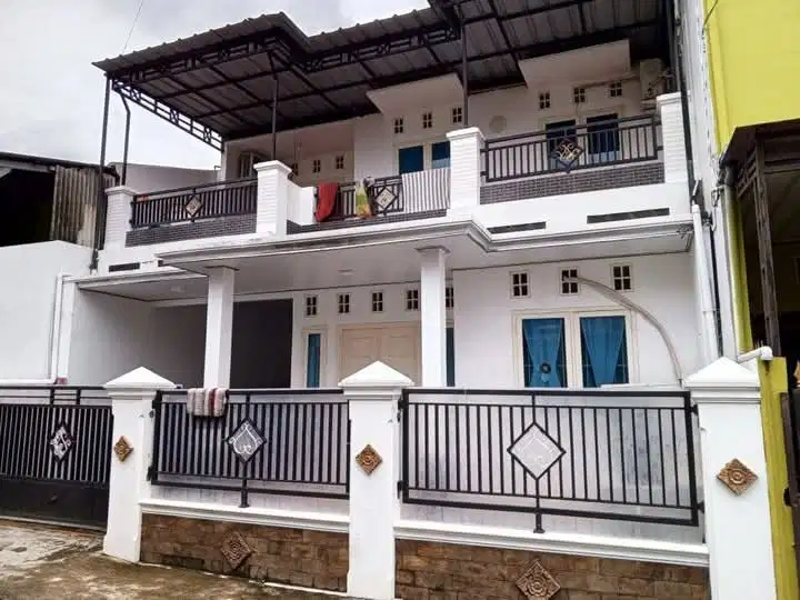 Dijual Murah Rumah Dua Lantai di BKP Kemiling