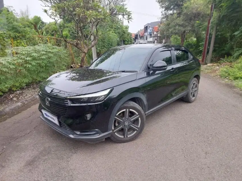 DP RENDAH Honda HRV 1.5 S Bensin Matic 2023 Hitam BAK