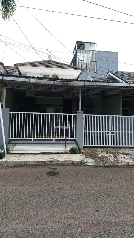 DIJUAL RUMAH DI CLUSTER ARALIA