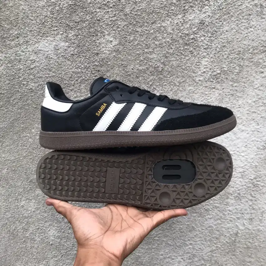 Adidas samba/velosamba hitam 44 cleat
