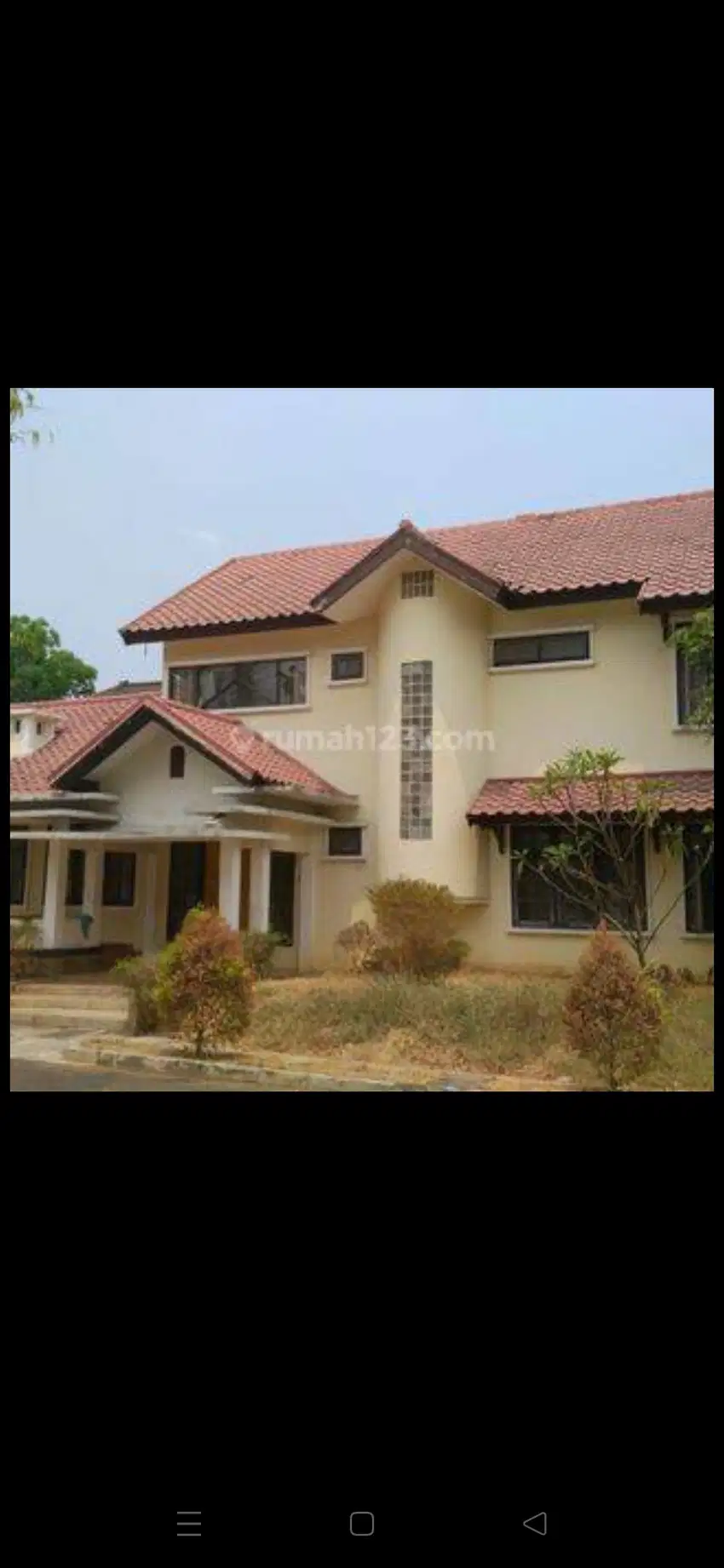 Rumah Posisi Hook Gandeng Meadow Green Luas 600m2