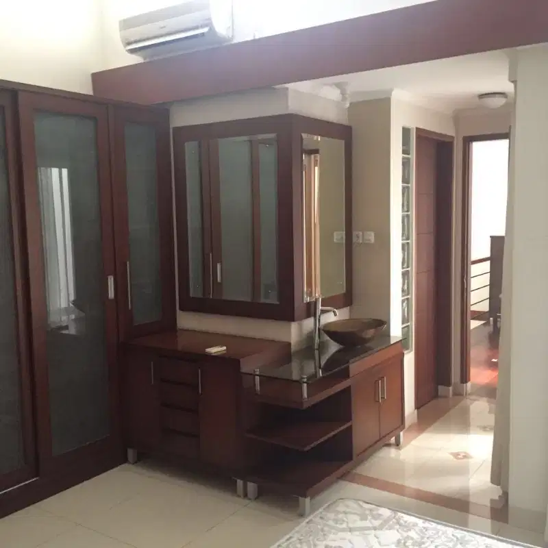 Disewakan segera rumah daerah Cipete