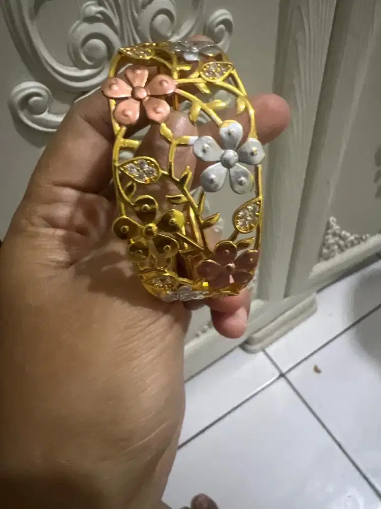 Di jual gelang titanium