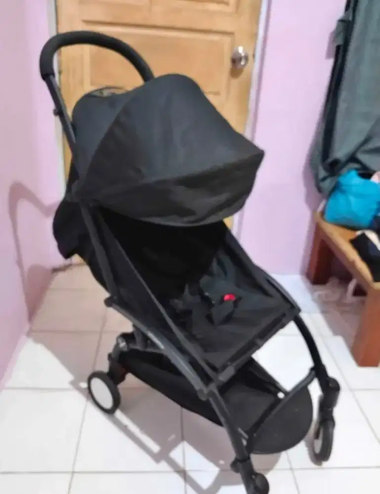 Dijual Stroller Bayi Merk Yoya cabin size & Car Sheet Merk Chocolatte