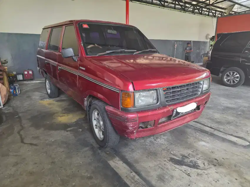 Dijual Isuzu Panther Std 2.5 Std 2000