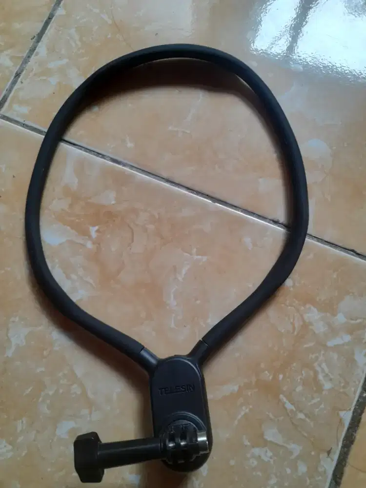 Telesin neck mount tripot/holder leher