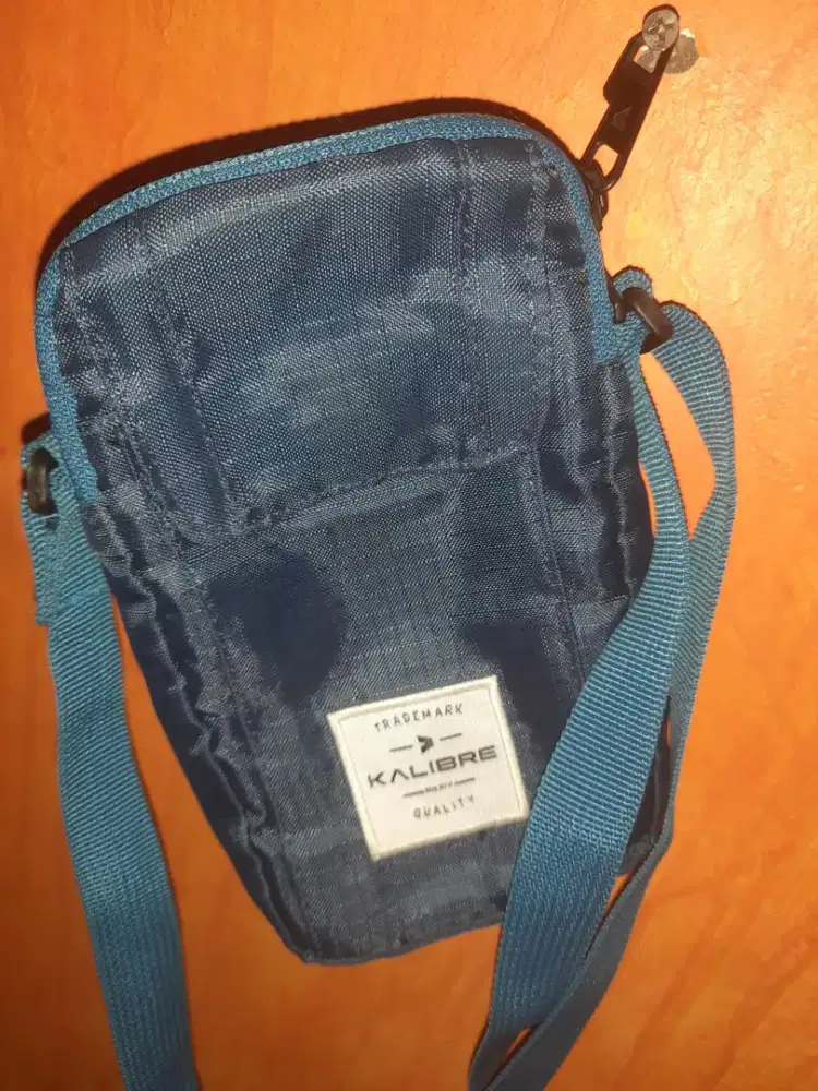 Tas selempang hp merk kalibre ori
