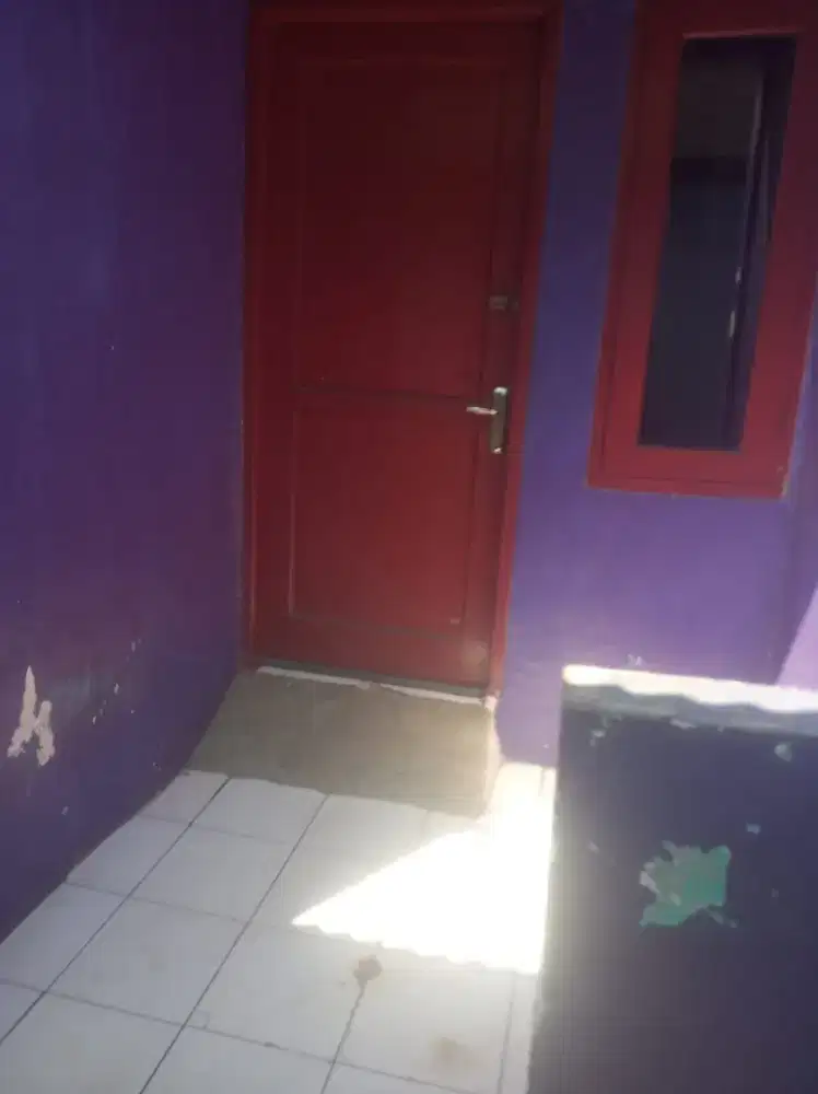 rumah dikontrakan 2 lantai harga nego