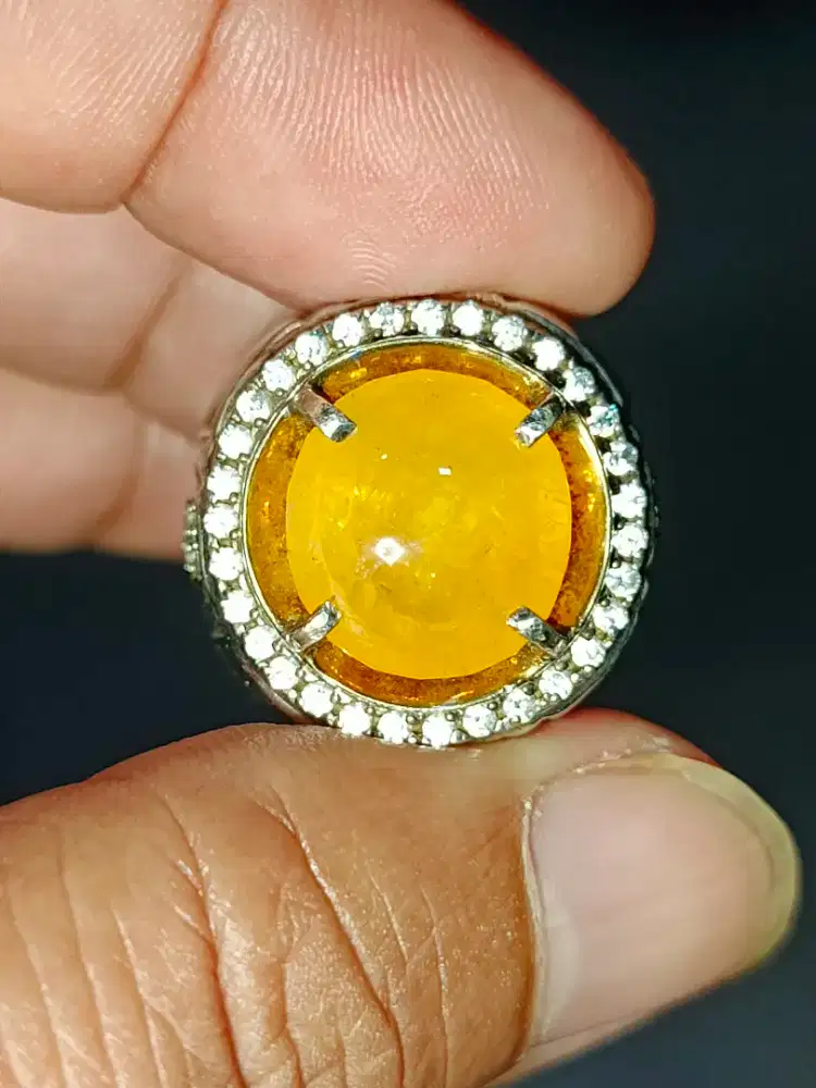 yellow sapphire 11.carat safir bodyglass warna tua harga pas net