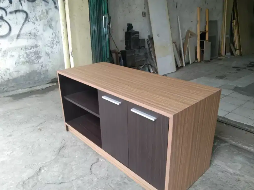 Credensa /meja tv