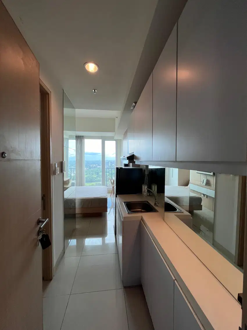 Dijual Dibawah Pasaran Apartemen Treepark BSD Full Furnish, BU bgt
