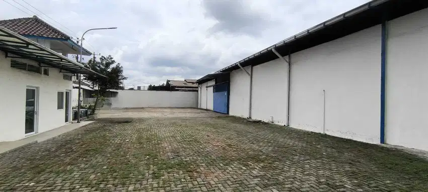 Gudang Bagus 3661 m2 SHM Narogong, Bekasi