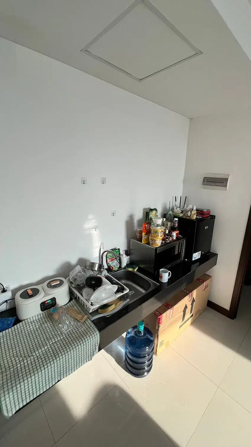 Dijual 1BR AKR Gallery West Furnished View City