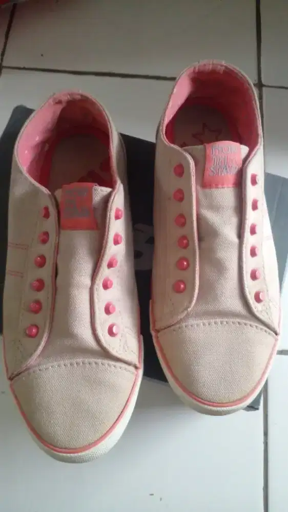 Sepatu North Star Original