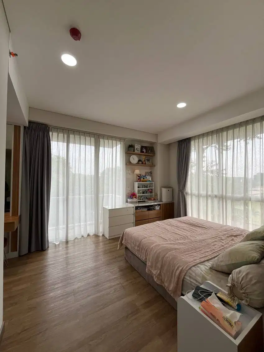 Apartemen 3BR Rainbow Spring Condovilla Full Furnished