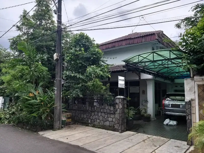 JUAL CEPAT RUMAH MEWAH LINGKUNGAN ISTIMEWA DI KOMPLEK CIPINANG JAYA