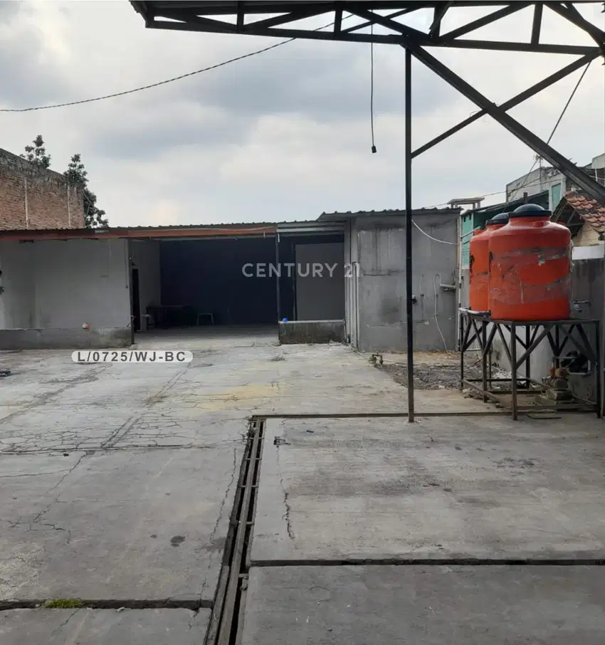 Lahan Usaha Area Komersil LLokasi Strategis Di CIbiru Bandung