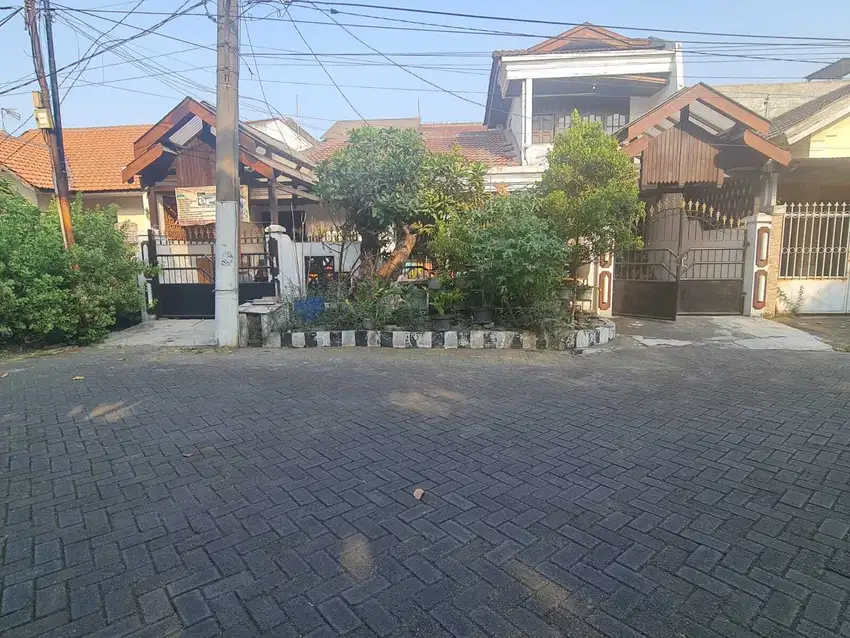 Rumah murah di bawah pasar Kutisari indah Hanya 5 Jt an/meter