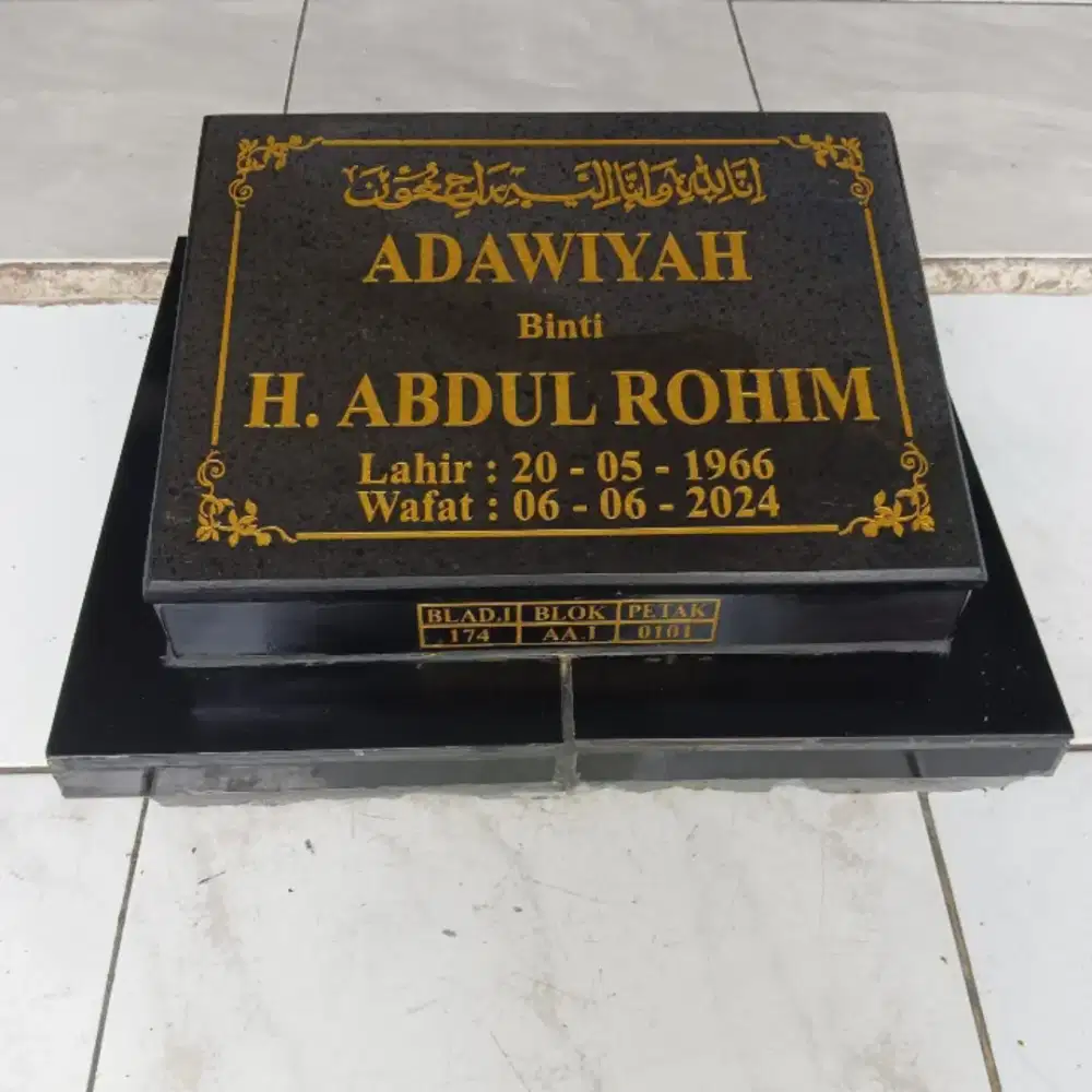 Batu nisan makam