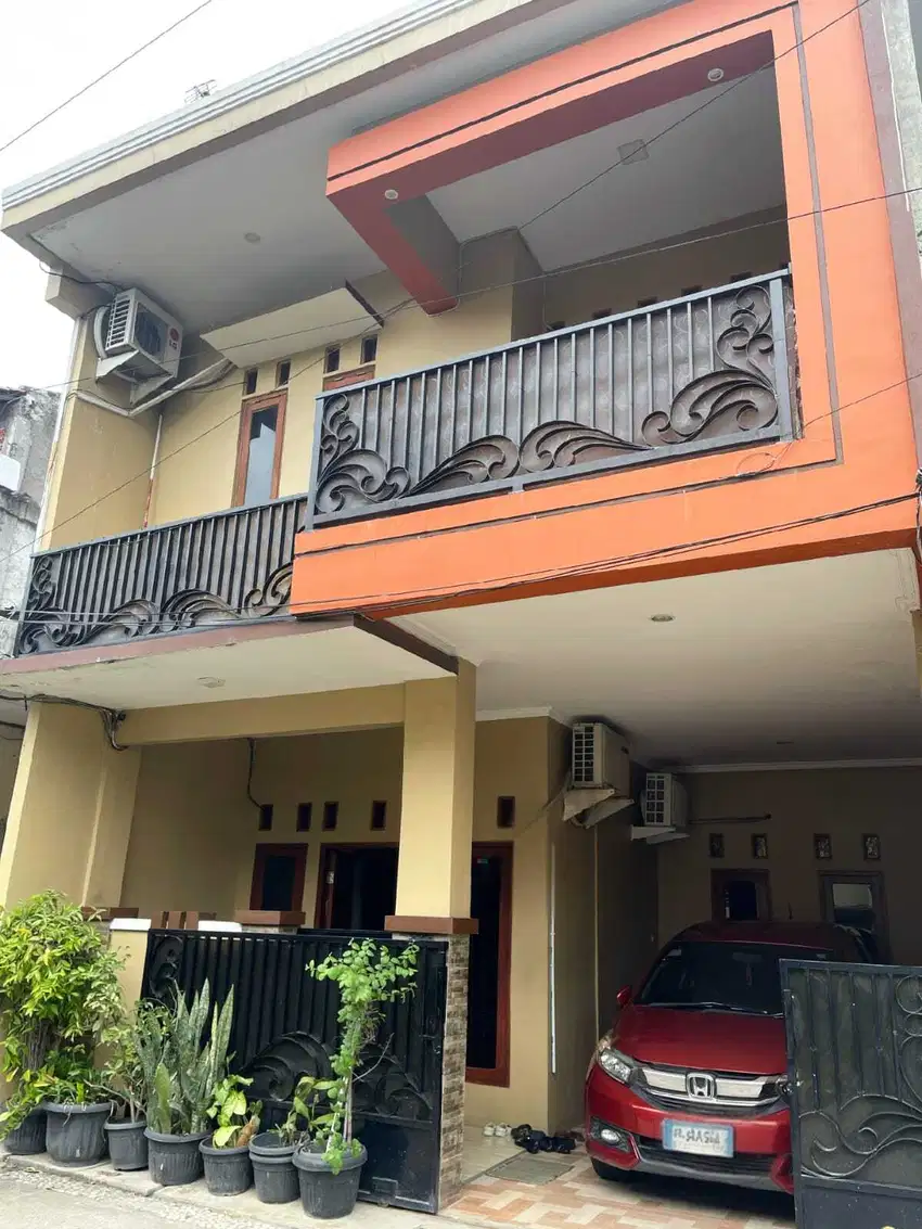 Rumah 2 Lantai luas 168 di Wijaya Kusuma, Jaka Sampurna, Bekasi
