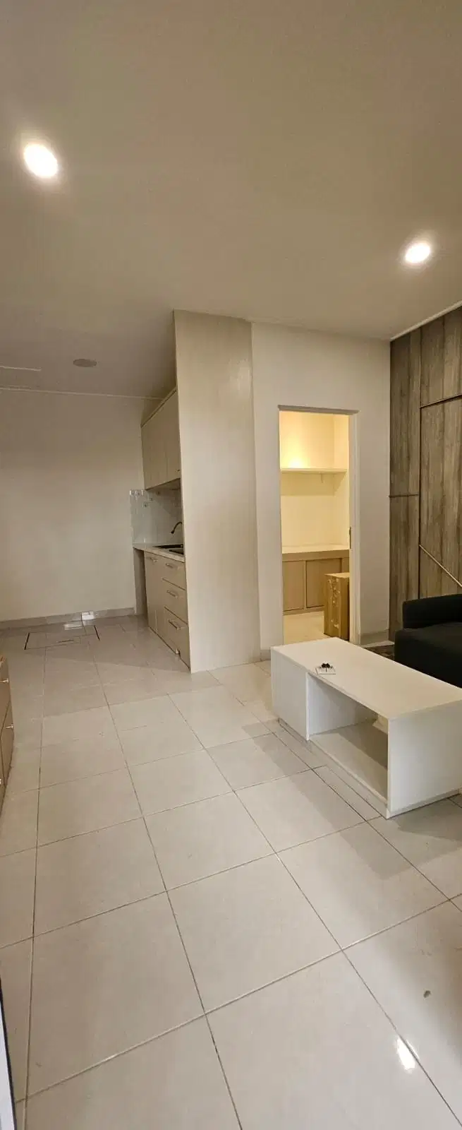 Rumah Cantik Sdh Renov dan full furnish di boulevard Tesla