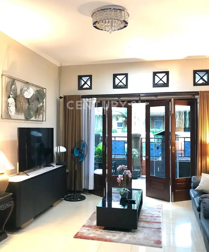 Rumah Couple Di Dukuh Zamrud Kota Legenda Full Furnished