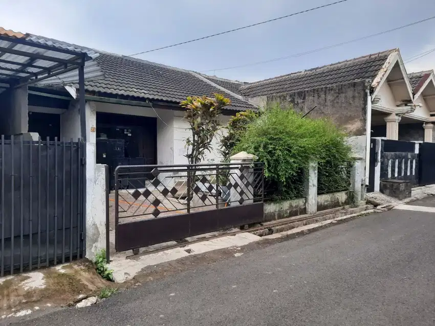 Rumah Murah Hitung Tanah di Antapani