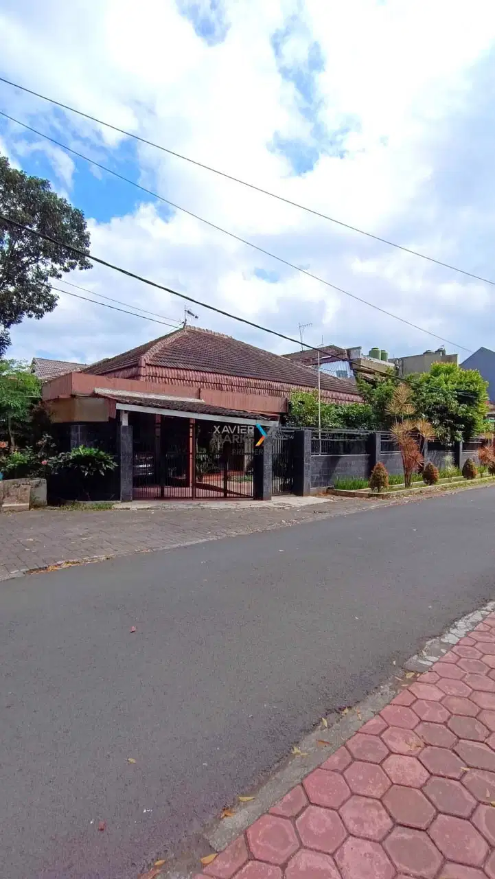 Dijual Rumah Plus Kost Posisi Hook Daerah Jalan Veteran, Klojen Malang