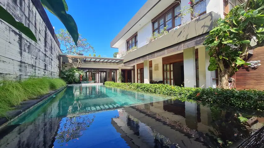 Villa 3 Kamar Tidur Lokasi Strategis Disewakan, di Nusa Dua