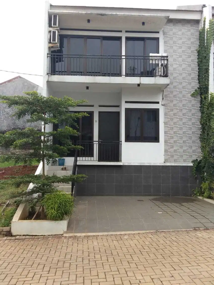 Dijual Rumah Minimalis di Kencana Loka BSD, Tangerang Selatan