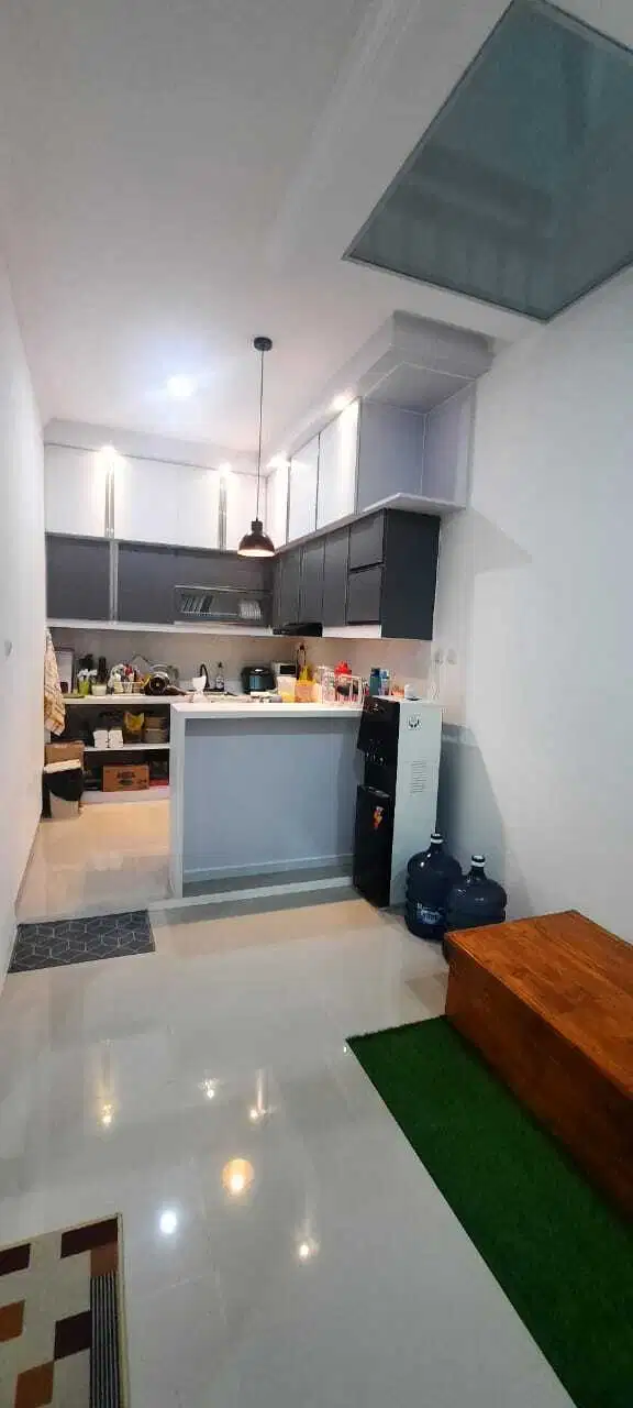 Disewakan Rumah 2 Lantai FULL FURNISHED di Pamulang Estate Tangsel SHM