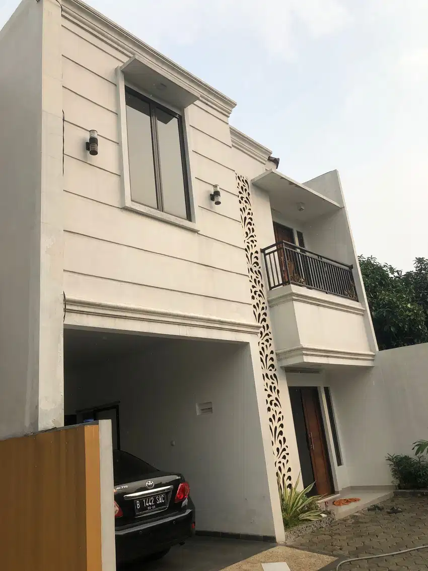 Dijual Rumah 2 Lantai di Tanah Baru Depok