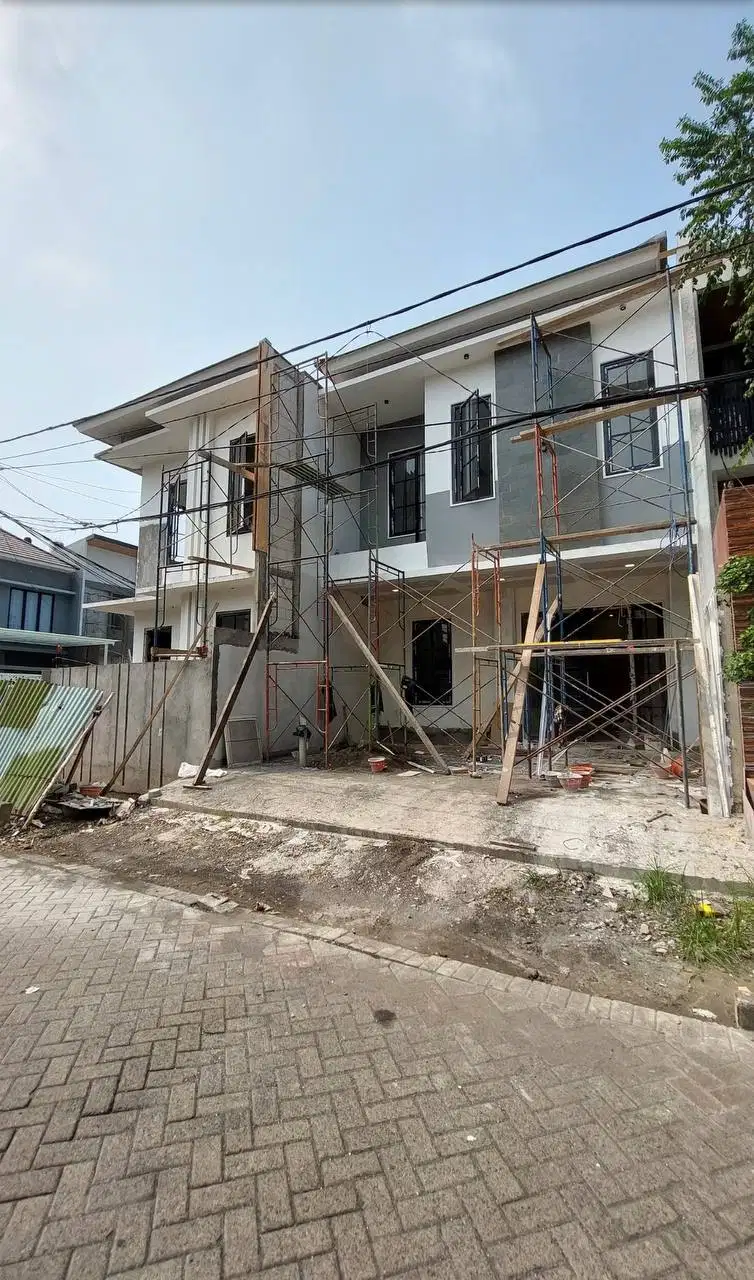 Rumah Araya NEW Minimalis di BOULEVARD Surabaya