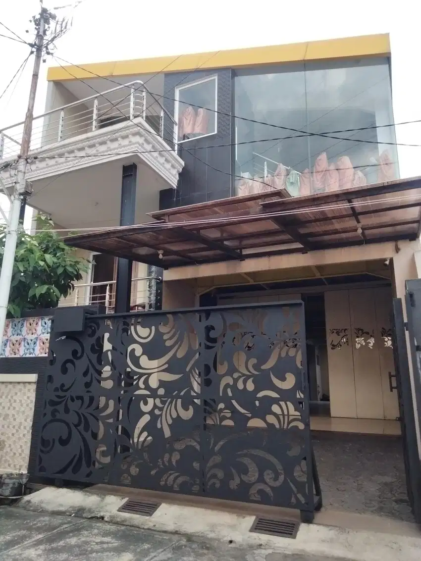SMALL HOUSE OFFICE DI SEMARANG TIMUR