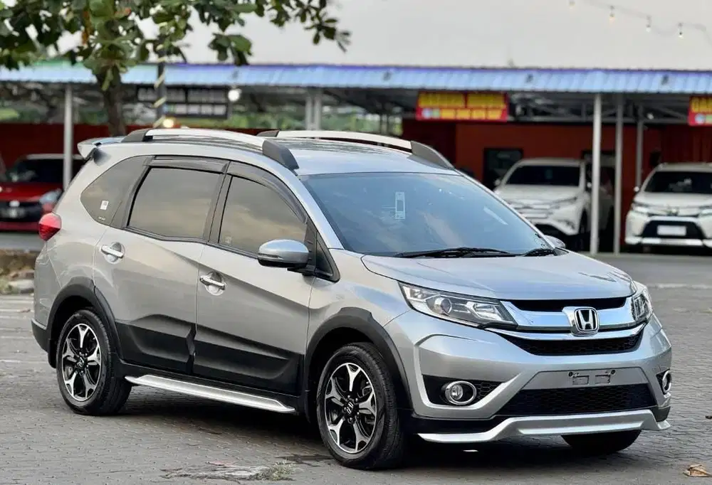 KM 30rb Honda BRV Prestige 2018 Automatic Plat H Antik Istimewa