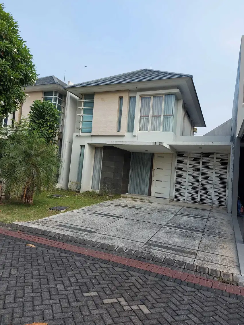 Jeffry- Disewakan Rumah di PAKUWON INDAH THE MANSION , Lakarsantri , S