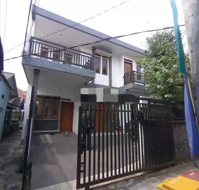 Rumah MURAH LELANG 2 lantai siap huni Jl. Madniah Garuda Andir