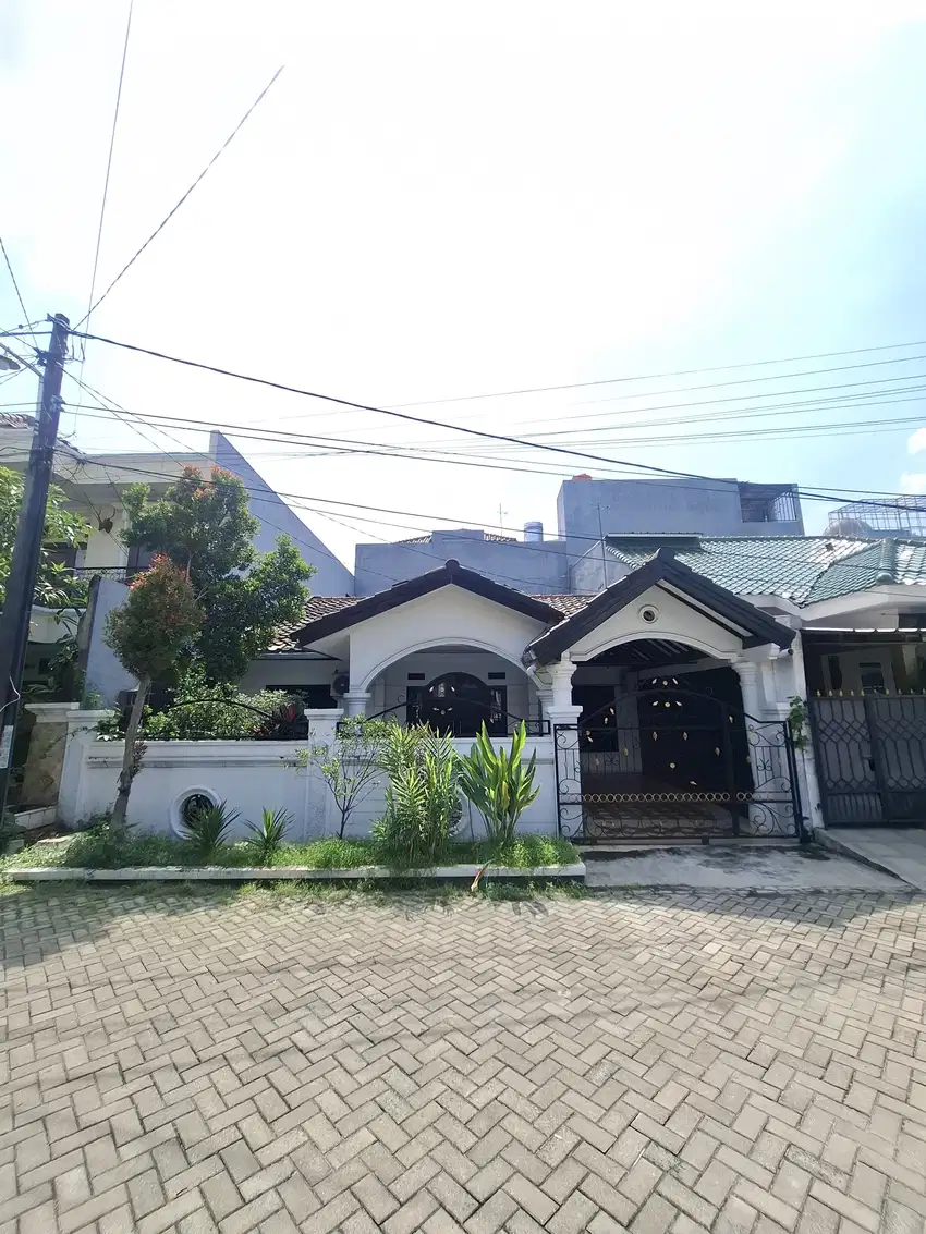 Dijual Rumah Bagus Siap Huni Di Harapan Indah Bekasi