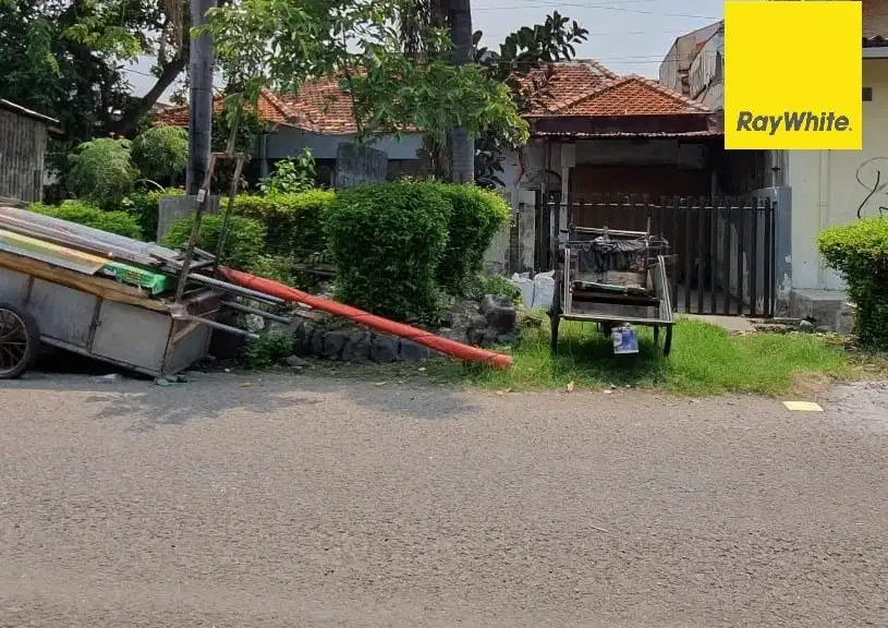 Dijual Rumah Hitung Tanah SHM di Dukuh Kupang Utara Surabaya
