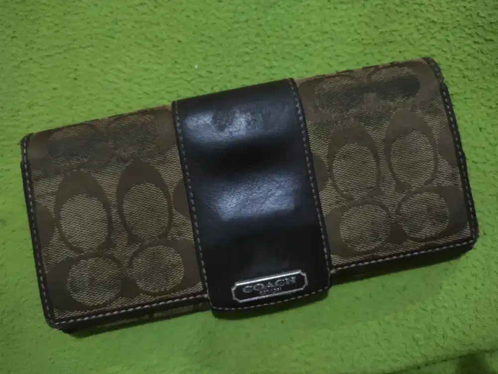 Dompet wanita coach