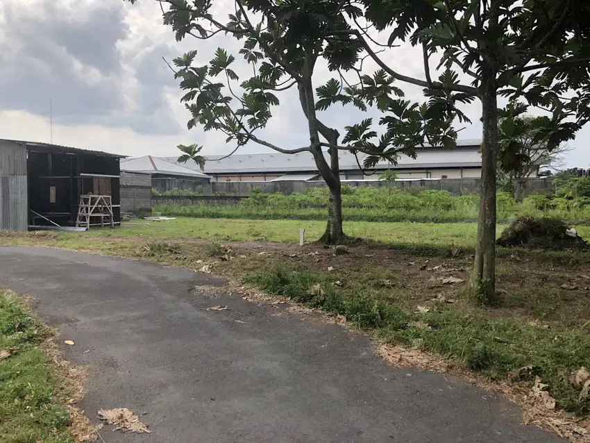 Tanah dekat Hotel Hyatt dan Pasar Rejodani
