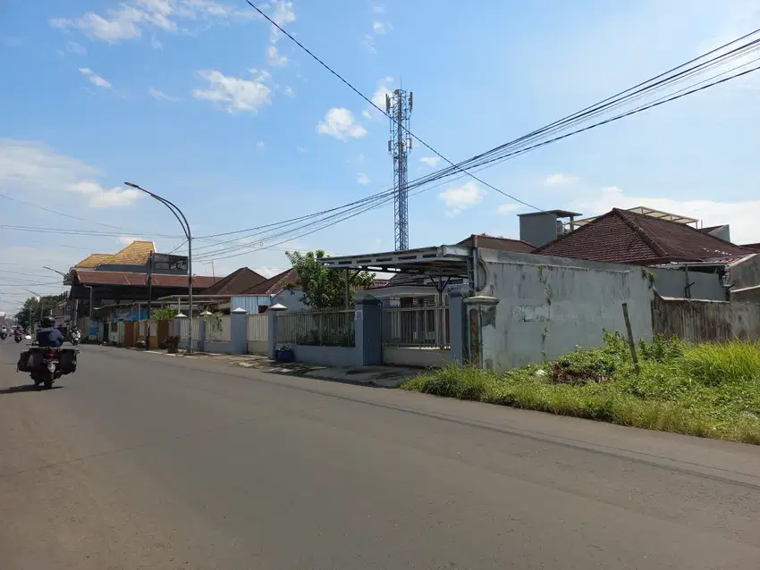 umah Inden Strategis di Bumiayu Lokasi Pinggir Jalan Raya