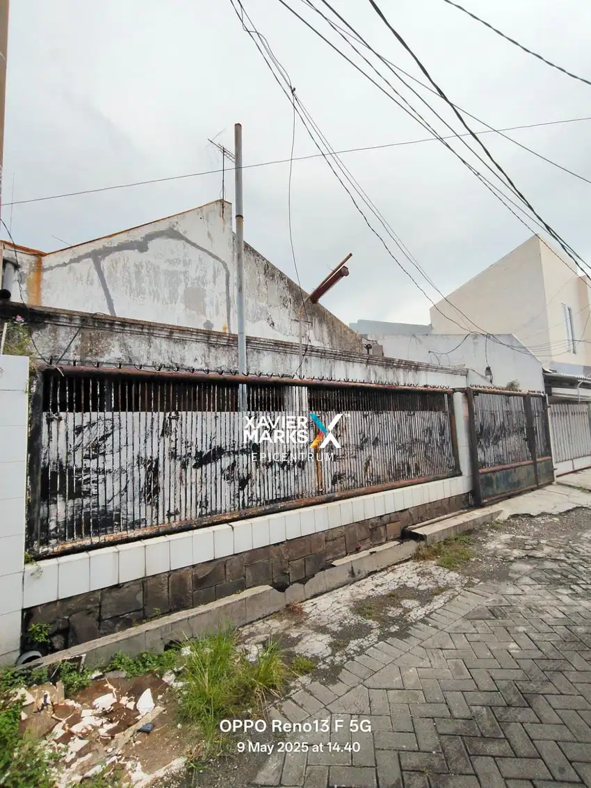 Dijual Rumah Hitung Tanah di Karangempat Tambaksari