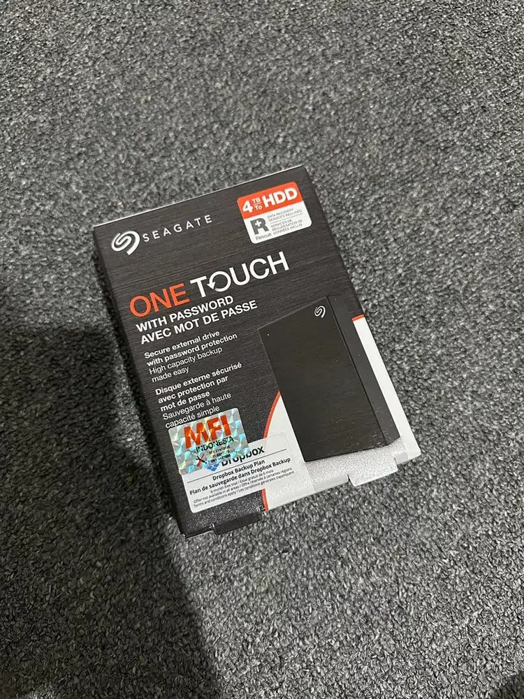 Seagate 4TB one Touch - black