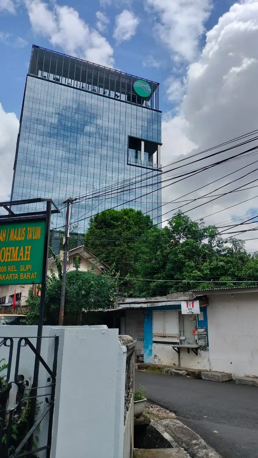 Kavling+ Rumah Jln.Letjen.S.Parman Slipi Palmerah  Luas Tanah 777 m