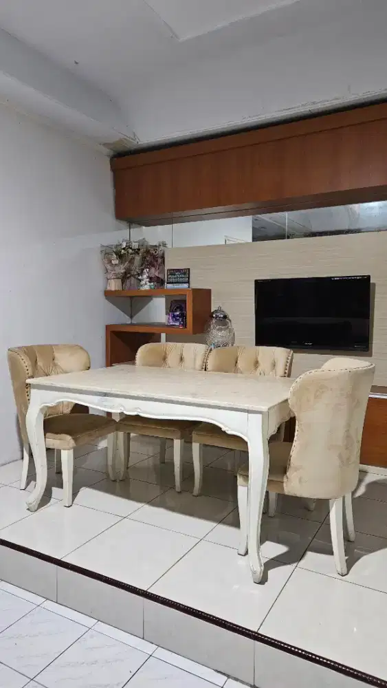 Preloved : Set Meja Makan Jati Top Marmer