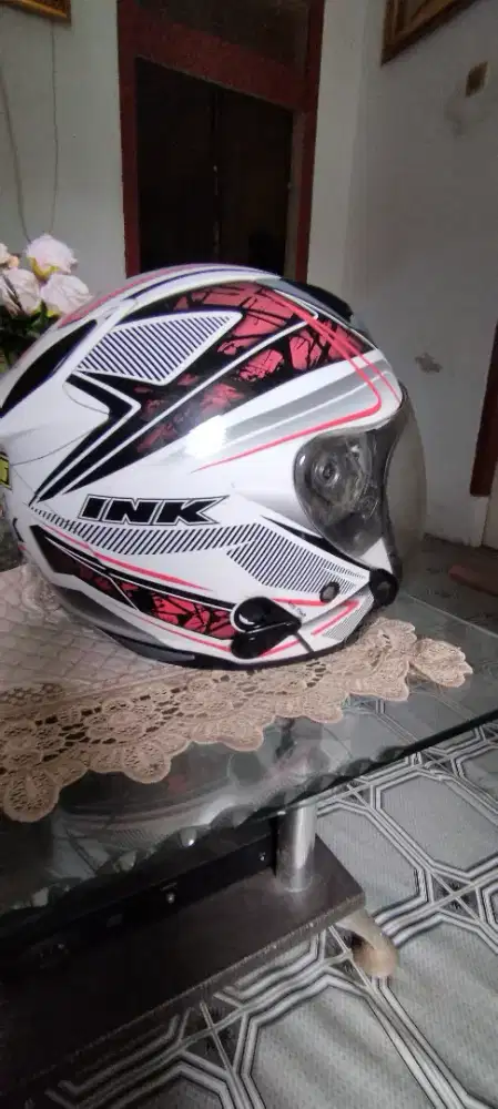 Helm ink ukuran M